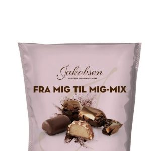 Конфеты Jakobsen Chocolates (Марципан и ореховый крем) 105г